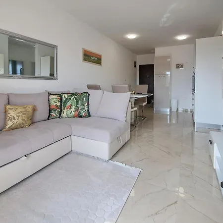 2 Bedroom Amazing In * Medulin